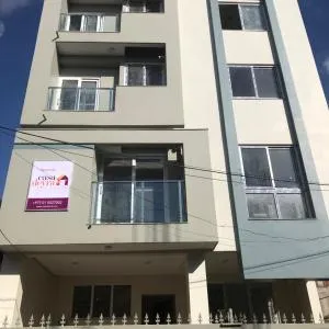 Jhamel Apartments 2 by Casa Deyra