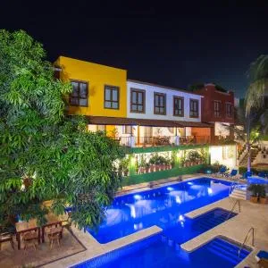 El Pueblito Sayulita - Colorful, Family and Relax Experience with Private Parking and Pool