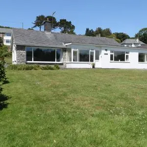Cae Glas, Pwllheli