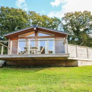 5 Hedgerows, Looe