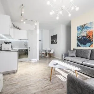 Miku Apartment-Modernly Designed Downtown Tirana