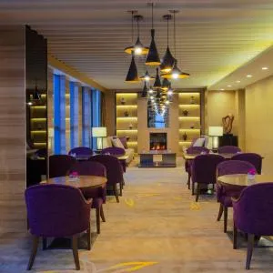 Crowne Plaza Tianjin Meijiangnan, an IHG Hotel