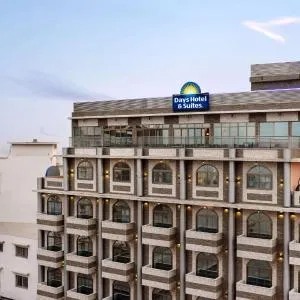 Days Hotel & Suites by Wyndham Dakar