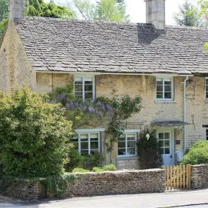 Claypot Cottage, CIRENCESTER