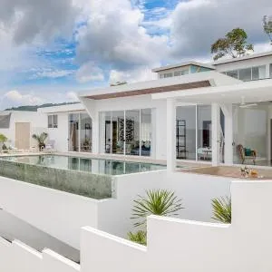 Villa Claire - Seaview Private Villa