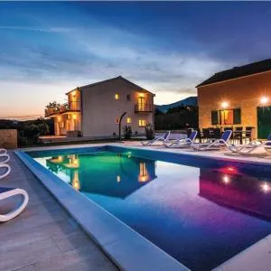 HOLIDAY HOME LUCIJA ,Trogir - Kaštel Stari