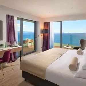 Amphora Hotel