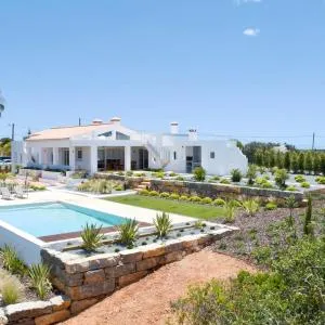 Luxury Villa, Ocean View, Private Heated Pool