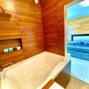 Loft Art & Design, 2 JACUZZIS PRIVADOS, ALBERCA, TERRAZA Y ASADOR!