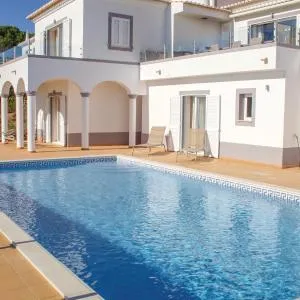 Gorgeous Home In Budens