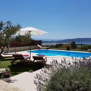 Holiday home Magic view with private heated pool