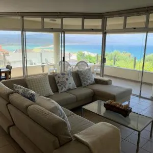 Four Sun Centre @Plett