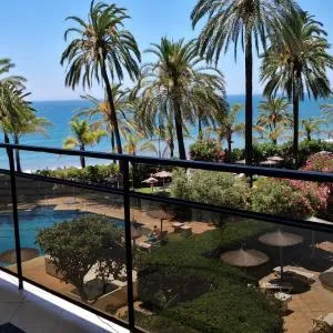 Skol 103A by Completely Marbella