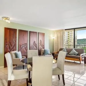 EKAHI SUITE at WAIKIKI BANYAN