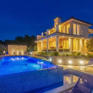 Luxury Villa Roko