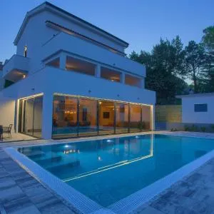 Villa PHOENIX