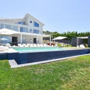 Beautiful Home In Balestrate With Wifi, Private Swimming Pool And Outdoor Swimming Pool