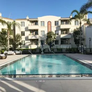 "Resort Style amenities walk to UCLA" w Pool & Parking B2