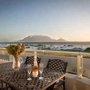 Spectacular Beachfront Apartment 3 Bedroom C101 Sea Spray