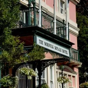 Norfolk Royale Hotel
