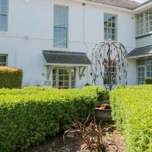 5 The Manor House