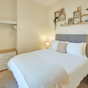 Host & Stay - South Cliff Apartment