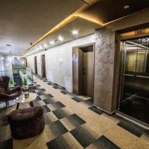 Hotel River