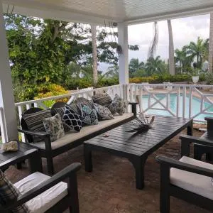 Impeccable 3-Bed Villa in Montego Bay