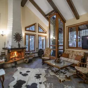 Villa Anna Luxury Lake Residence