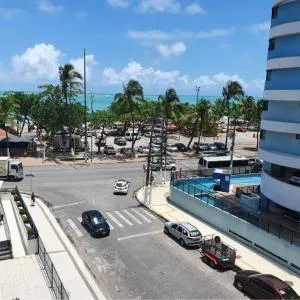 NA BEIRA MAR DE PAJUCARA- EDIF NEO- APARTAMENTO QUARTO E SALA -RUA JULIO PLECH FILHO 60 ESQUINA COM AVENIDA DOUTOR ANTONIO GOUVEIA - CONSUMO ELETRICO É PAGO No CKECK-OUT