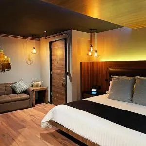 Cadillac Hotel Boutique
