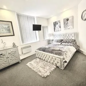 Large Luxury Apartment Blackpool