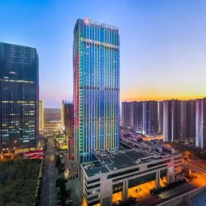 HUALUXE Wuxi Taihu, an IHG Hotel