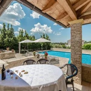 Villa Ana with pool, large garden, near Zadar