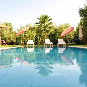 Ilafe Farmhouse, Villa avec piscine chauffée privée et Jacuzzi pour familles