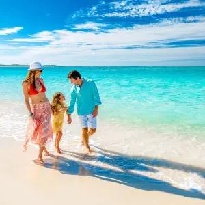 Walk to the Beach at Sunny Isles
