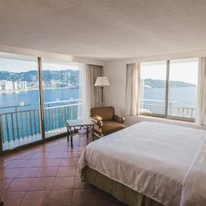 Holiday Inn Resort Acapulco, an IHG Hotel