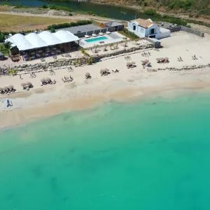 Le Domaine Anse Marcel Beach Resort