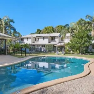 Byron Lakeside Holiday Apartments