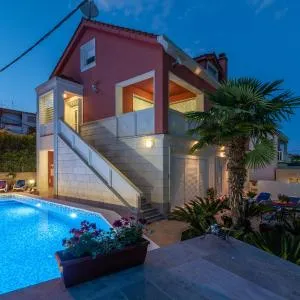 LUXURY VILLA SARA-TROGIR CENTER-POOL