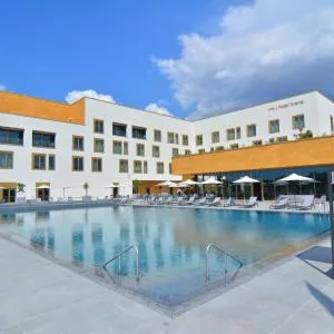 mk hotel tirana