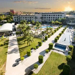 La Finca Resort
