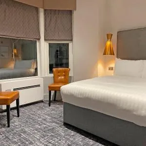 1820 Boutique Rooms & Suites