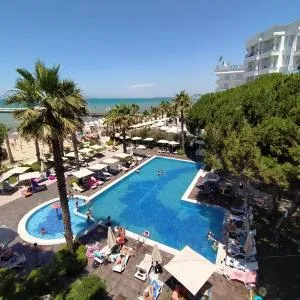 Mia's Sea View Apartment