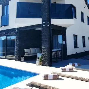 Villa Black Pearl
