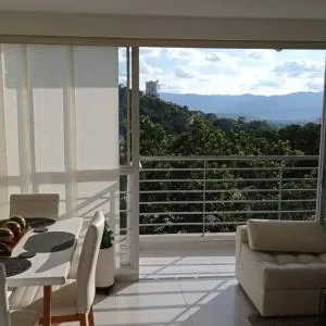 Hermoso apartamento, cerca Hospital Internacional