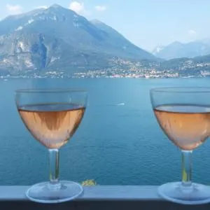 Varenna Wonders, Villa con barbecue e piscina comoda per 13 ospiti