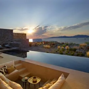 Bonzoe Suites & Villas