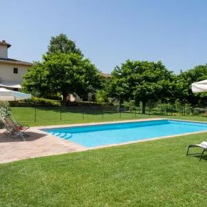 LA COLOMBAIA 12, Emma Villas