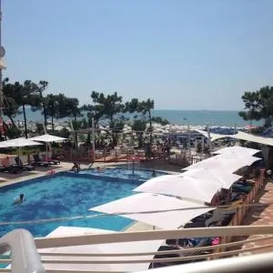 Charming apartment, Sea view Durrës Golem